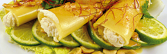 Cannelloni mit Garnelenfüllung und Cashew-Sauce