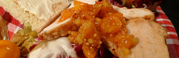 Physalis-Chutney auf Geflügel-Tramezzini