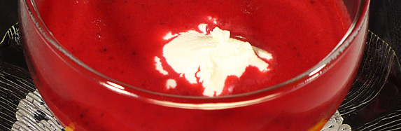 Rote-Bete-Suppe mit Orange und Minze