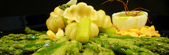 Pasta mit grünem Spargel