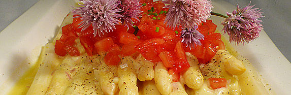 Spargelsalat in Orangenmarinade
