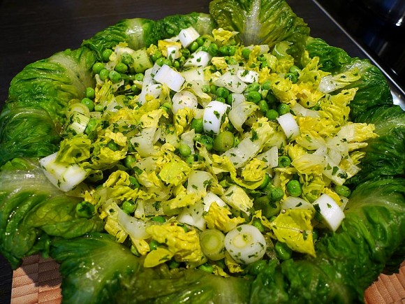 Romasalat aus der Pfanne - Petits pois à la française