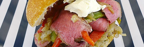Philly cheesesteak oder Philadelphia cheesesteak