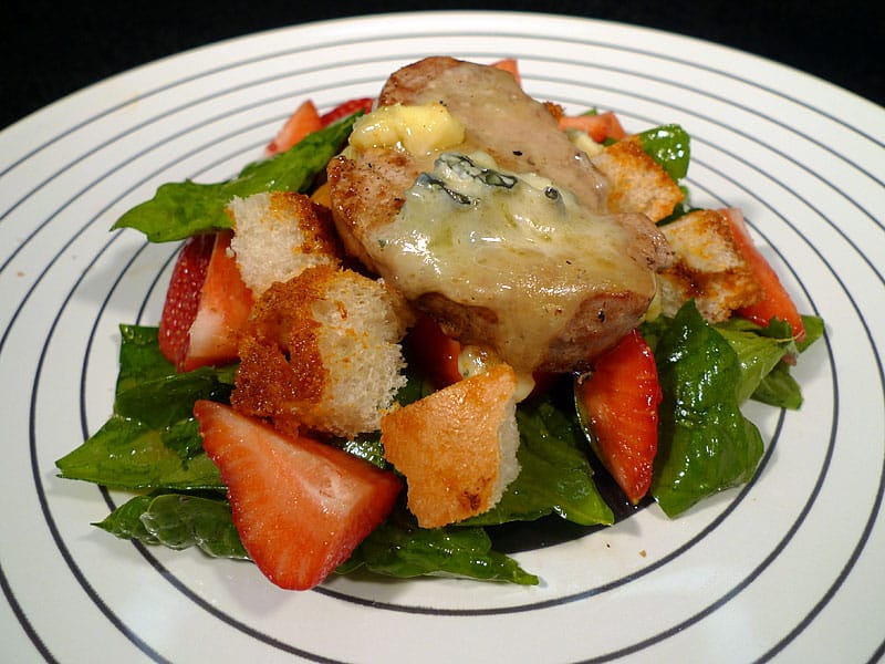 Spinatsalat mit Erdbeeren und Gorgonzola - Aus meinem Kochtopf