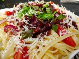 Speiseplan Nummer zwei - Spaghetti mit Balsamico und roten Zwiebeln - Was koche ich heute?