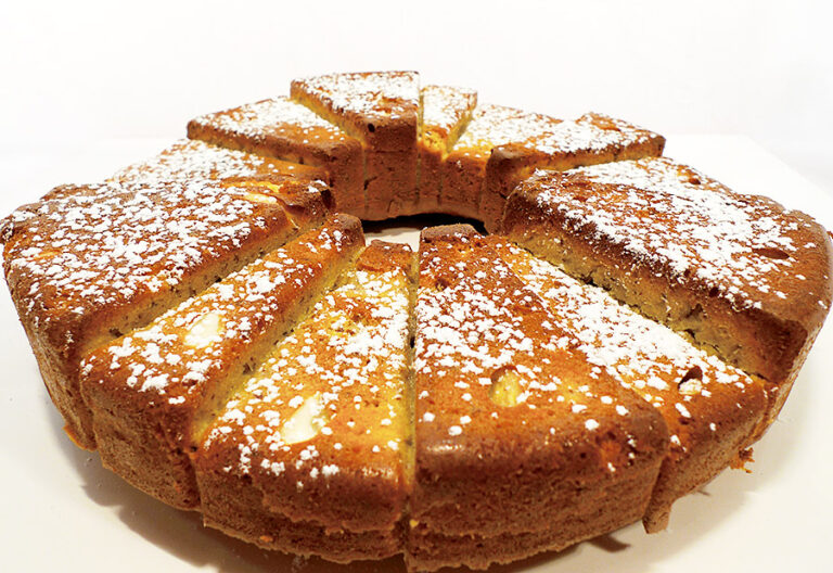 Mandelkuchen mit Marzipan - Tarta de Santiago aus Nordspanien