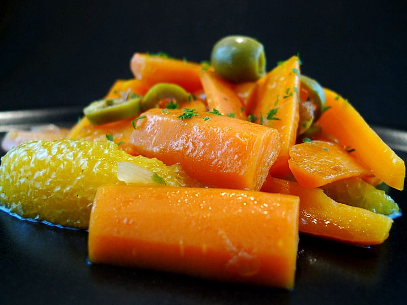 Karottengemüse mit Orangenfilets
