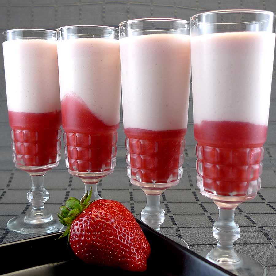 Erdbeer-Buttermilch-Mousse