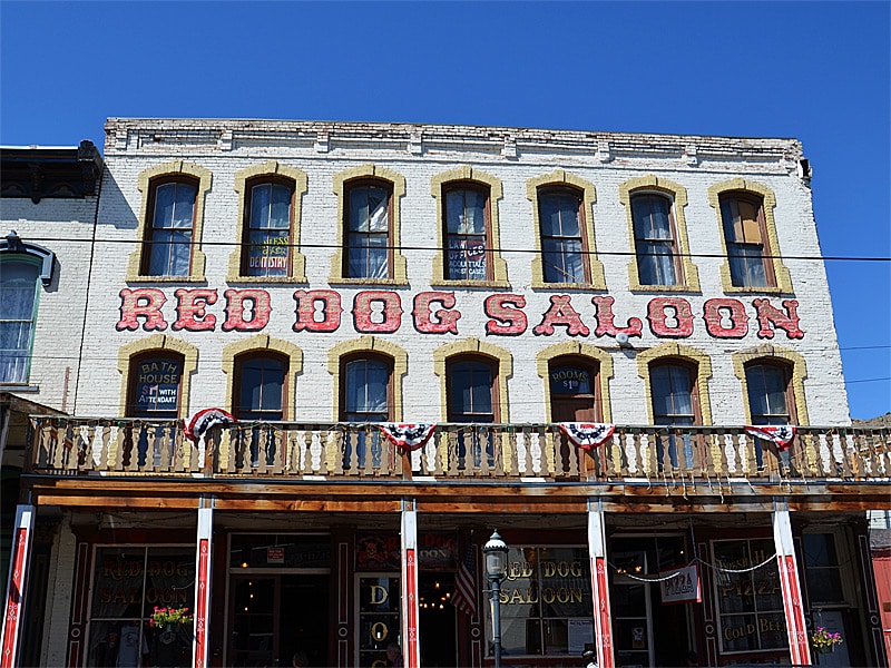Ein Saloon in Virginia City