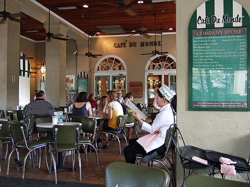 Das berühmte Cafe Du Monde in New Orleans: eine einzige Enttäuschung