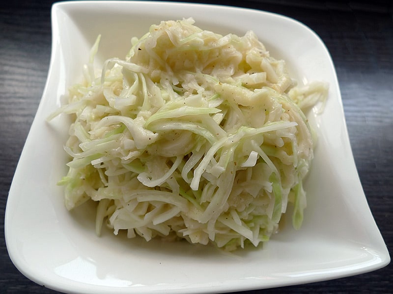 Krautsalat zu Wraps mit Fisch vom Grill und Mango