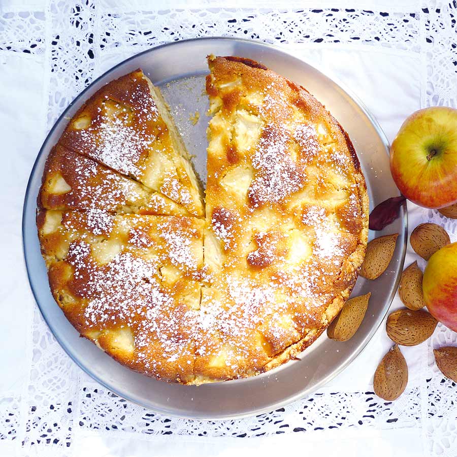 Apfl Marzipan Kuchen