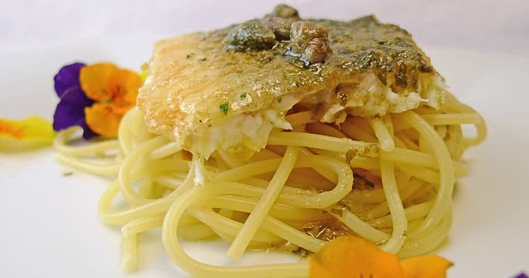 Spaghetti mit Kapernbutter und Loup de Mer