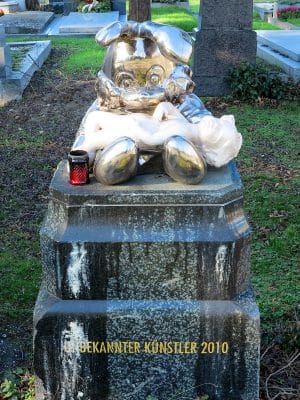 Unbekannter Künstler auf dem Zentralfriedhof in Wien