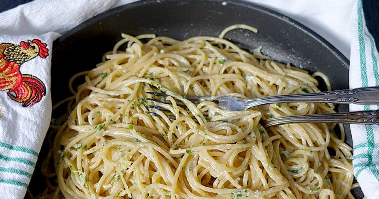 Einfaches Spaghetti-Rezept mit Käsecreme als Sensation