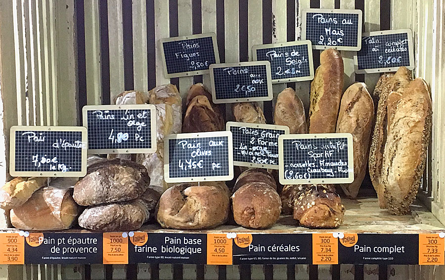 Das Angebot in der kleinen Boulangerie in Roussillon in der Provence