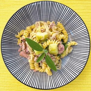 Schmorgurken-Curry mit Pasta